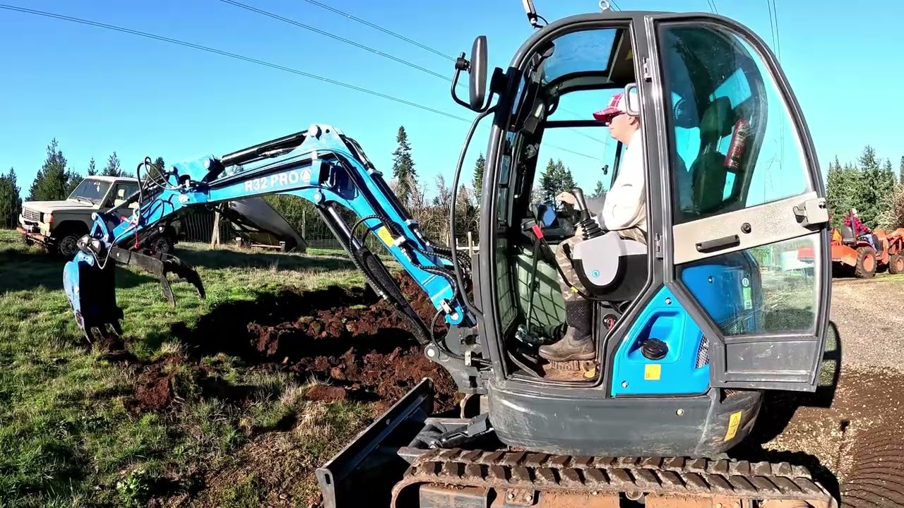 Amie's First Time on the Rippa R32 Pro