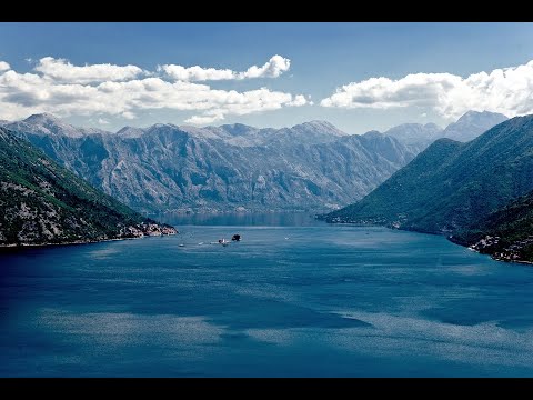 Экскурсия по Боко-Которской бухте на корабле. Excursion Along The Boka Kotorska Bay By Ship.