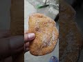 una rica empanada con relleno cremoso