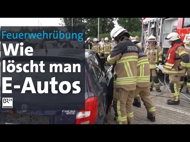 Feuerwehrübung: Wie löscht man E-Autos?