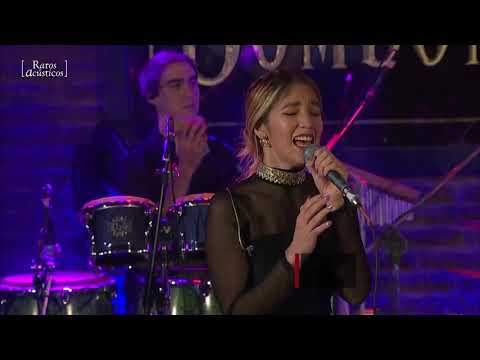 NUESTROS SUEÑOS Y LA DISTANCIA - CONSUELO CASTILLO