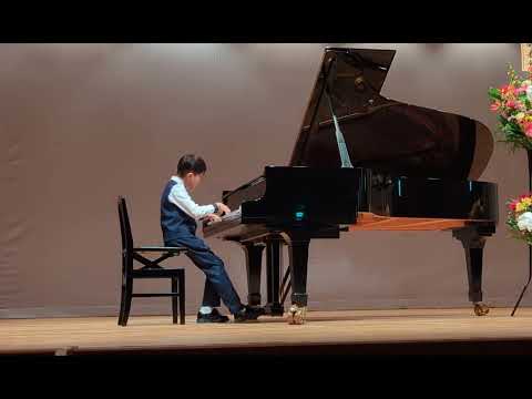 カノンロック　ピアノ発表会（８歳）Canon Rock piano arranged by Takushi koyama (8yo)