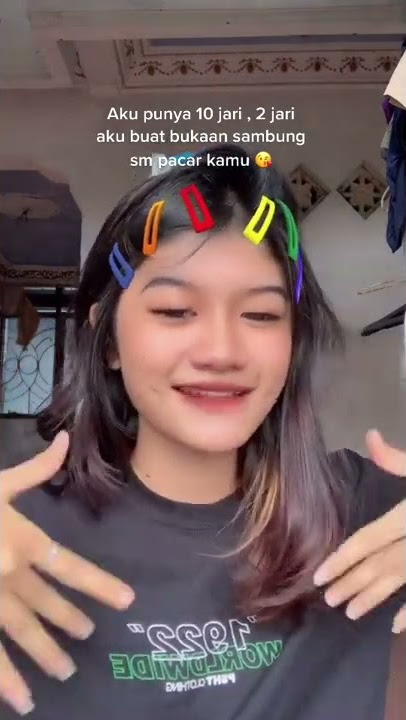 Story WA PSHT Srikandi Cantik (dua jari)