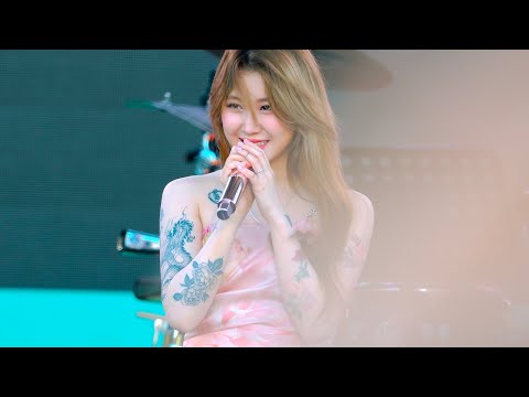 [4K 60P HDR] 220527 백예린 'Bye bye my blue' 직캠 Yerin Baek fancam @서울 재즈 페스티벌 by Jinoo