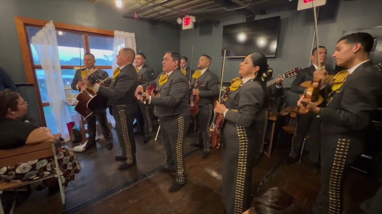 Mariachi Los Caporales