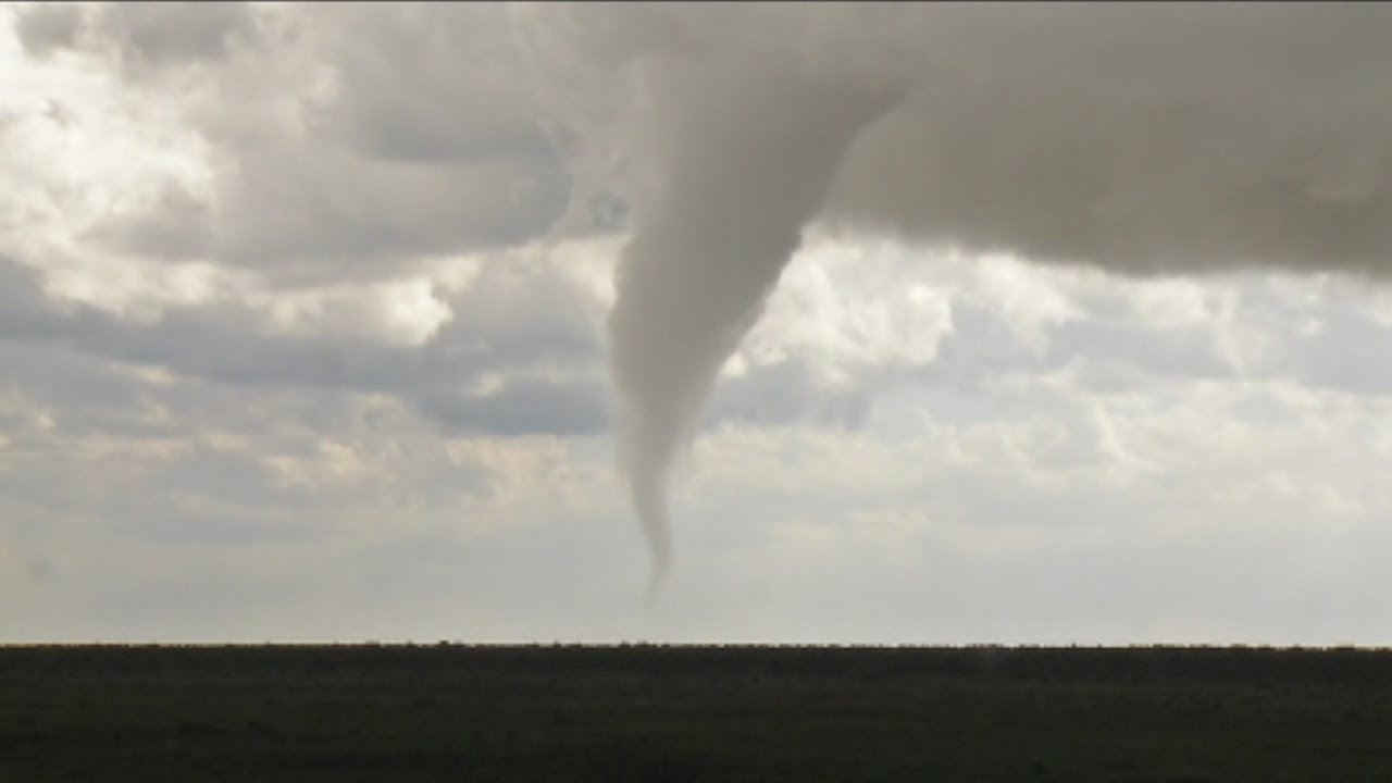 Storm Chaser describes the birth of a tornado - YouTube