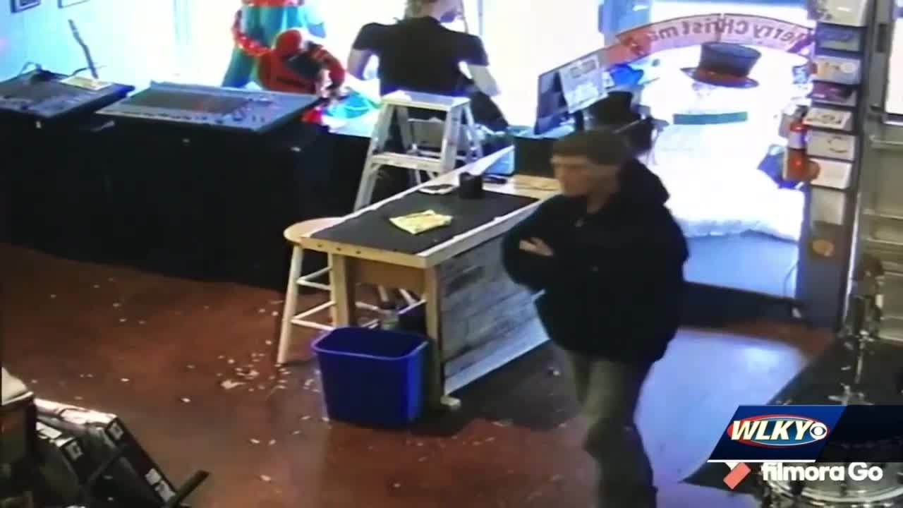Thief caught on camera stealing pricey guitar from Highlands store ...