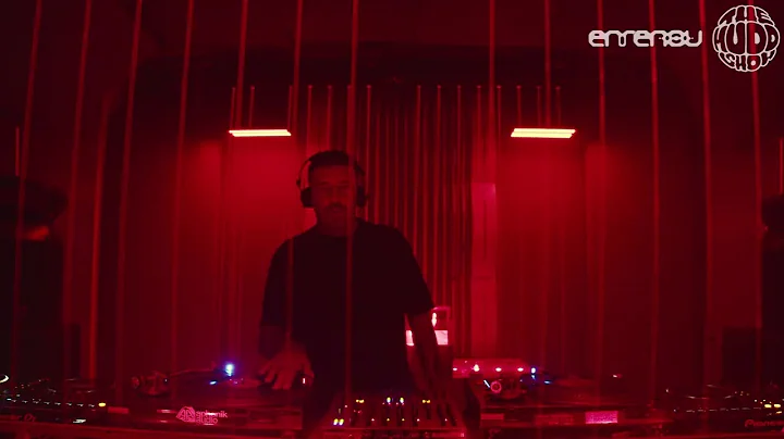 Javier Carballo | themuddshow x enrenou artists x Les Enfants Brillants