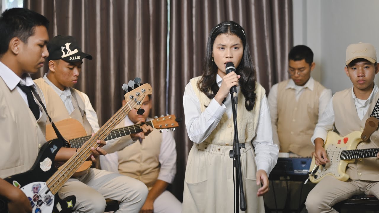 Puisi Wajib: “Tusuk Gigi” Karya Soni Farid Maulana