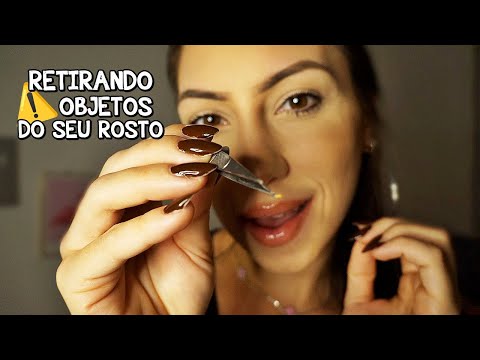 ASMR ESTRANHAMENTE RELAXANTE 😴 Retirando Objetos grudados no Seu Rosto.
