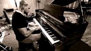 5.00Am @ Wolfheart Recordings Resimi