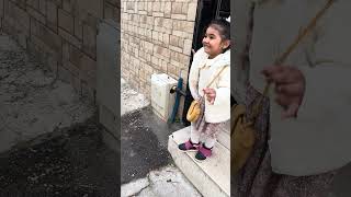 Kızlarınıııı Halayla Karşılayan Baba