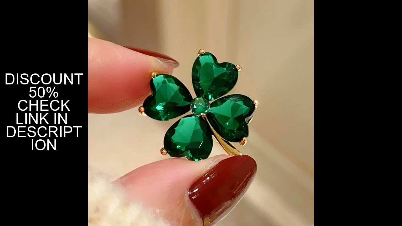 Delicate Green Crystal Lucky Four Leaf Clover Brooches for Women Retro Emerald Heart Lapel Pin Femal