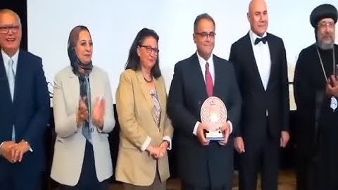 مؤسسة أوروك العراقية الدولية تمنح وسام الشرف الأول، لأول أستاذ جامعي مصري أ. د. عبد الفتاح سعود