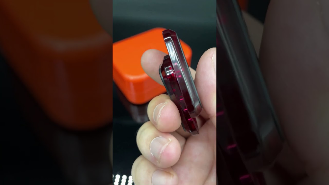 Do you think this fidget toy looks like an owl?