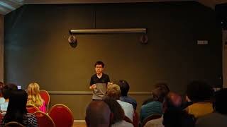Science communication in the pub: a talk on my PhD research at an improv show!
