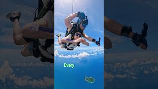 Sky high thrills #paragliding #skydiving #adventure #top #shorts #skydive #status