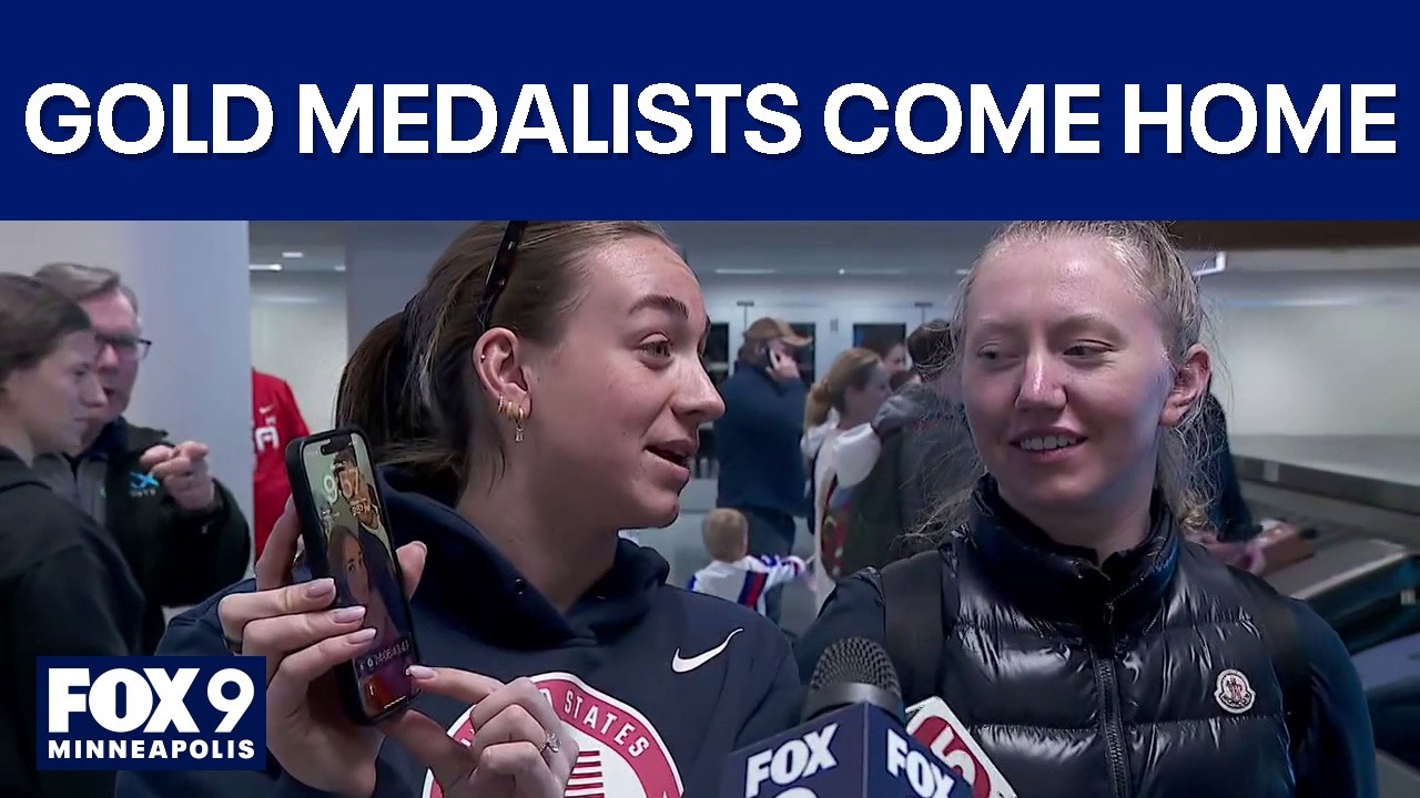 USA Women’s Hockey players arrive in Minneapolis after winning Olympic gold