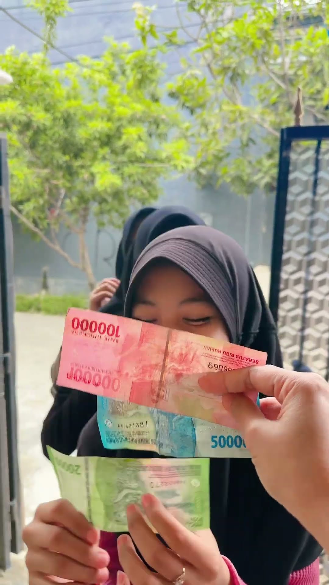 POV : KETIKA NGELIAT MAMAH PEGANG DUIT ?