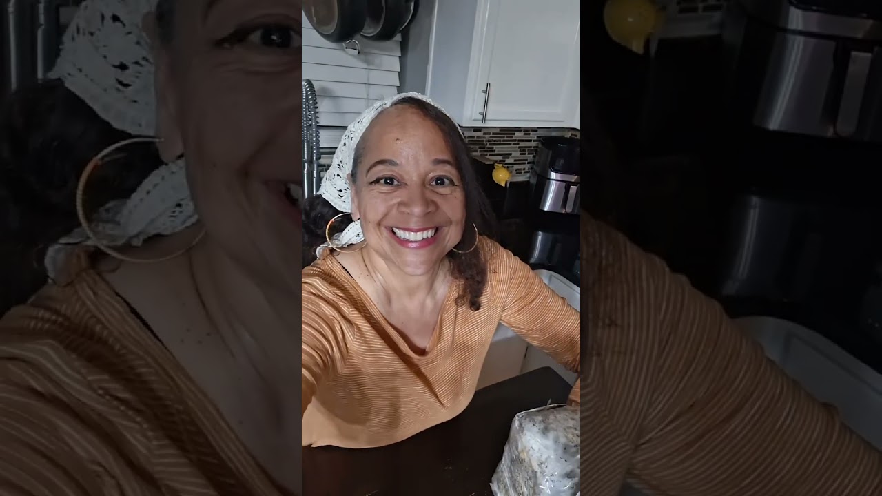 Lions mane mushroom kit #spreadthespore# healthylifestyle#womanover40#gardening#foodformedicine 6th