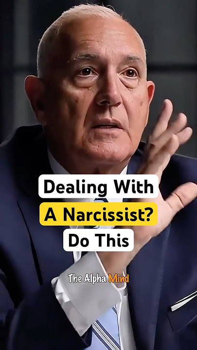 The Only Way to Handle a Narcissist #narcissist #psychologyfacts #humanbehavior #lifelessons