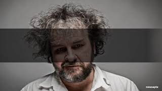 Celebrity BIOGRAPHY OF PETER JACKSON Profile