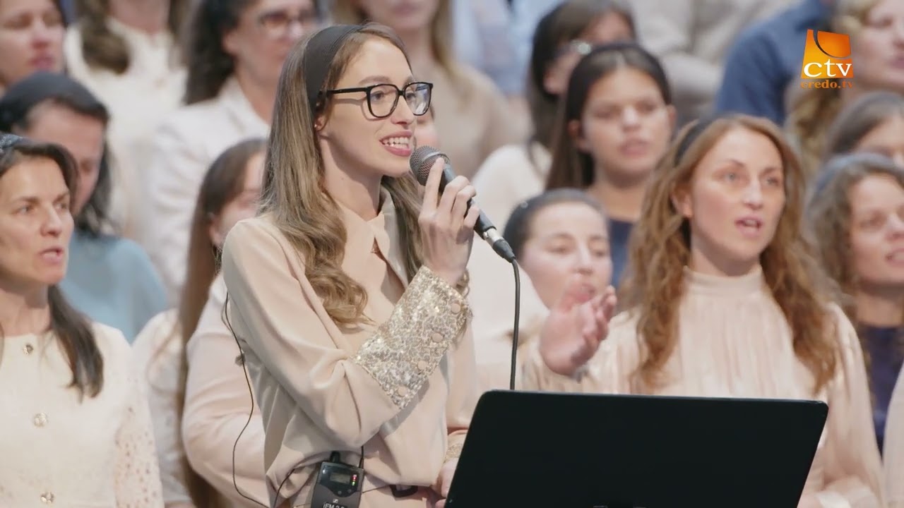 Ce dar măreț e Isus Salvatorul - Corul Național GeGo Austria (Live 2025)