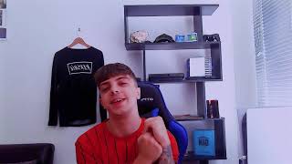 One of our newer ways of introduction videos for new teammates Welcome KershiE !! Uk Content creator