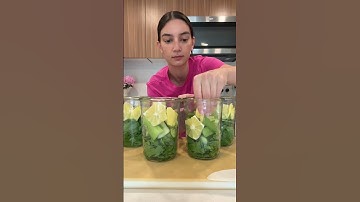 Thumbnail of Green juice prep!