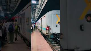 Coach back shunting at sealdah station #vandebharatexpress #emd #ministryofrailways