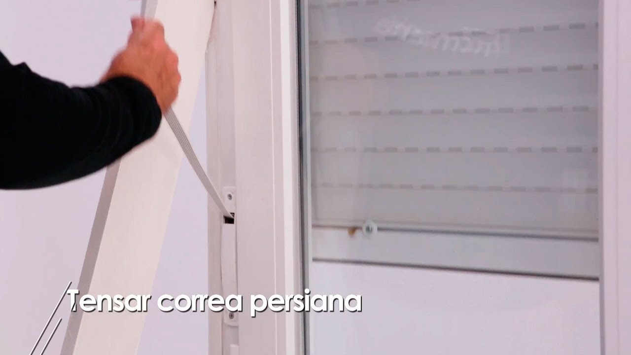 Como Cambiar Cinta De Persiana Con Cajón Interior Cómo tensar la correa de la persiana - Bricomanía - YouTube