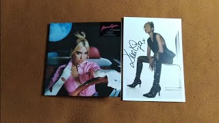 Unboxing Dua Lipa - Future Nostalgia Standard Edition CD + Signed Postcard