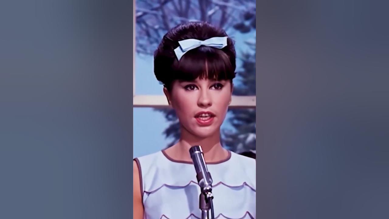RIP ASTRUD GILBERTO | "The Girl From Ipanema" #bossanova #stangetz