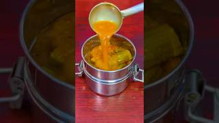 Murungakkai Sambar ກັບ Vendakkai Poriyaal