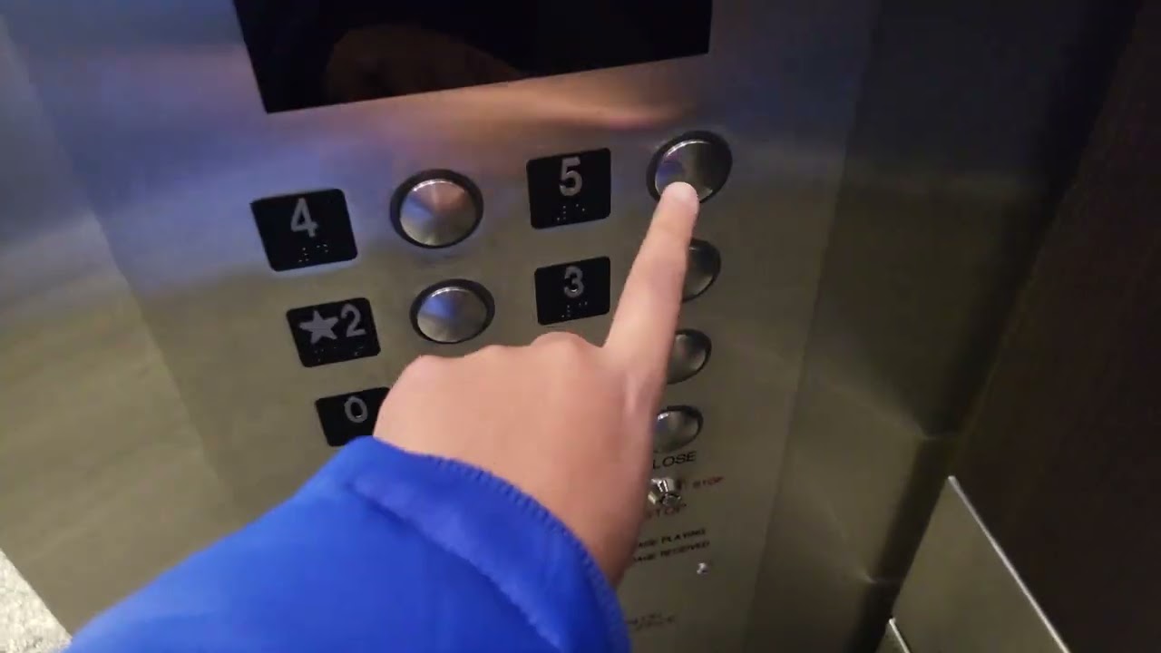 Dover Traction Elevators @ One Southwest Crossing - Eden Prairie MN