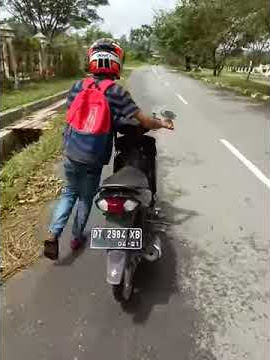 Susah senang bersama wakakak✌✌