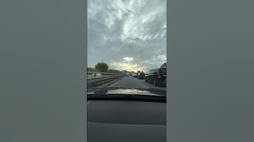 Ride with style:Endless Traffic on M4: Driving Through the Chaos of London