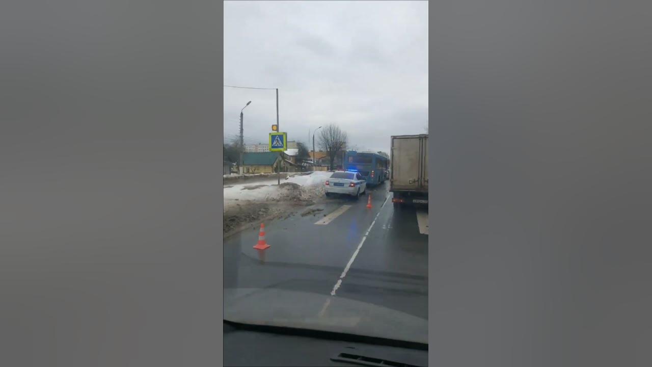 Тверь автобус vz пешеход - YouTube