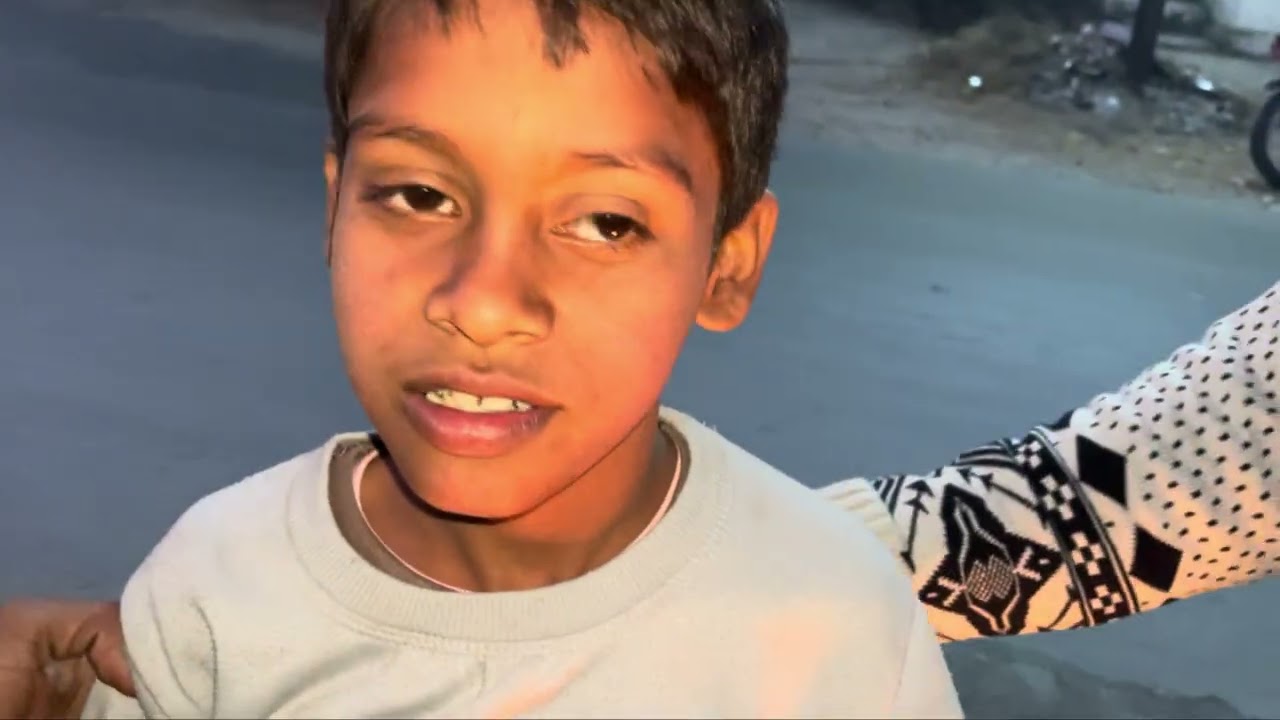 Aaj krish ne gana suna diya 😂