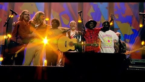 Colin Hay and King Stingray Perform "Down Under" at the 2023 APRA Music Awards