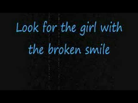 She Will Be Loved- Maroon 5 [[with lyrics]]