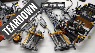 LEGO Technic Submarine - Underwater Drone - Teardown by Brick & Gear 3,621 views 3 years ago 4 minutes, 27 seconds