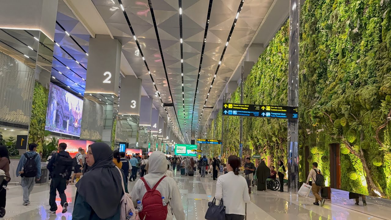 Jakarta trip 2026. Day 2: KLM flight KL to Jakarta