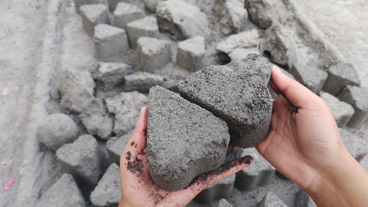 Renewed black fine🖤 texture super dusty soft heart ❤️ and chunks crumbling on floor 💥💕