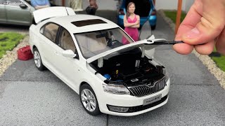 1:18 Skoda Rapid 1.6 sedan 2012, Candy white - Paudi [Unboxing]