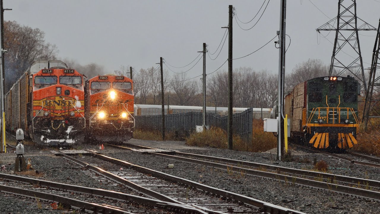Railfanning some CPKC & ETR trains at Dougall Ave in Windsor , ON.