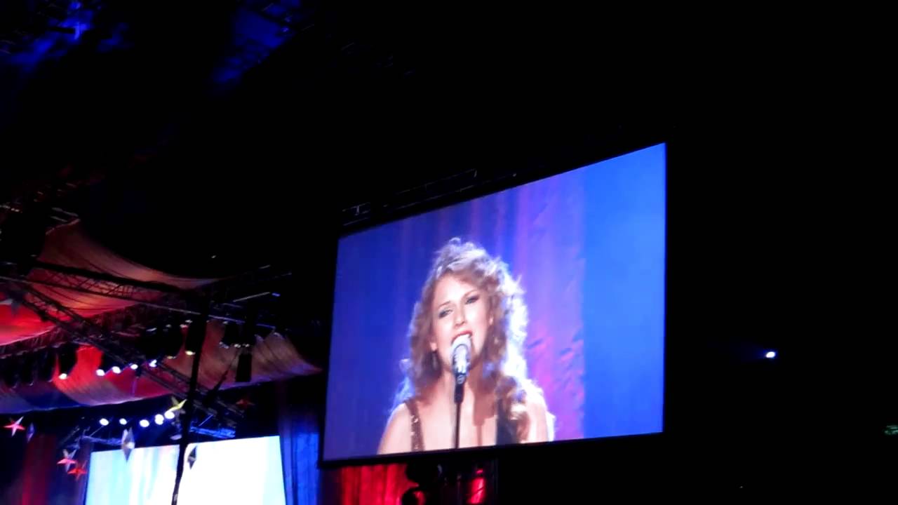Mine - Taylor Swift Speak Now World Tour Live in Singapore 2011 - YouTube