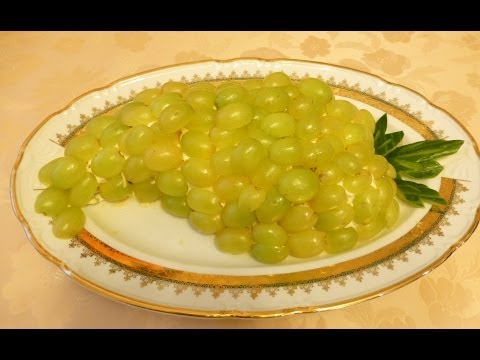 Видео рецепт Салат "Виноградная гроздь"