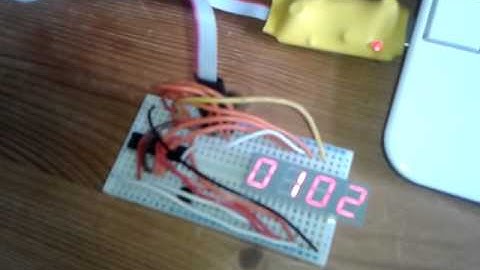 7 segment display with PIC microcontroller