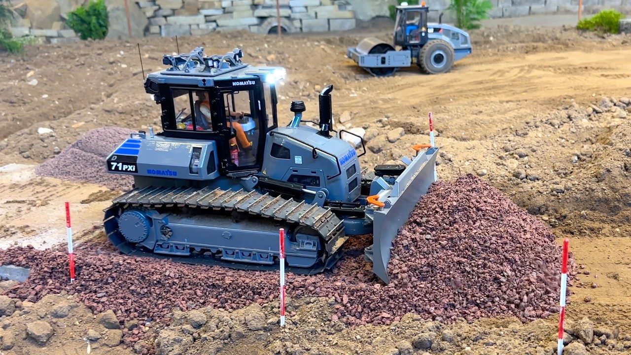 BEST OF Roadwork with RC Trucks and RC Dozer at the Stonebreaker-Area!!